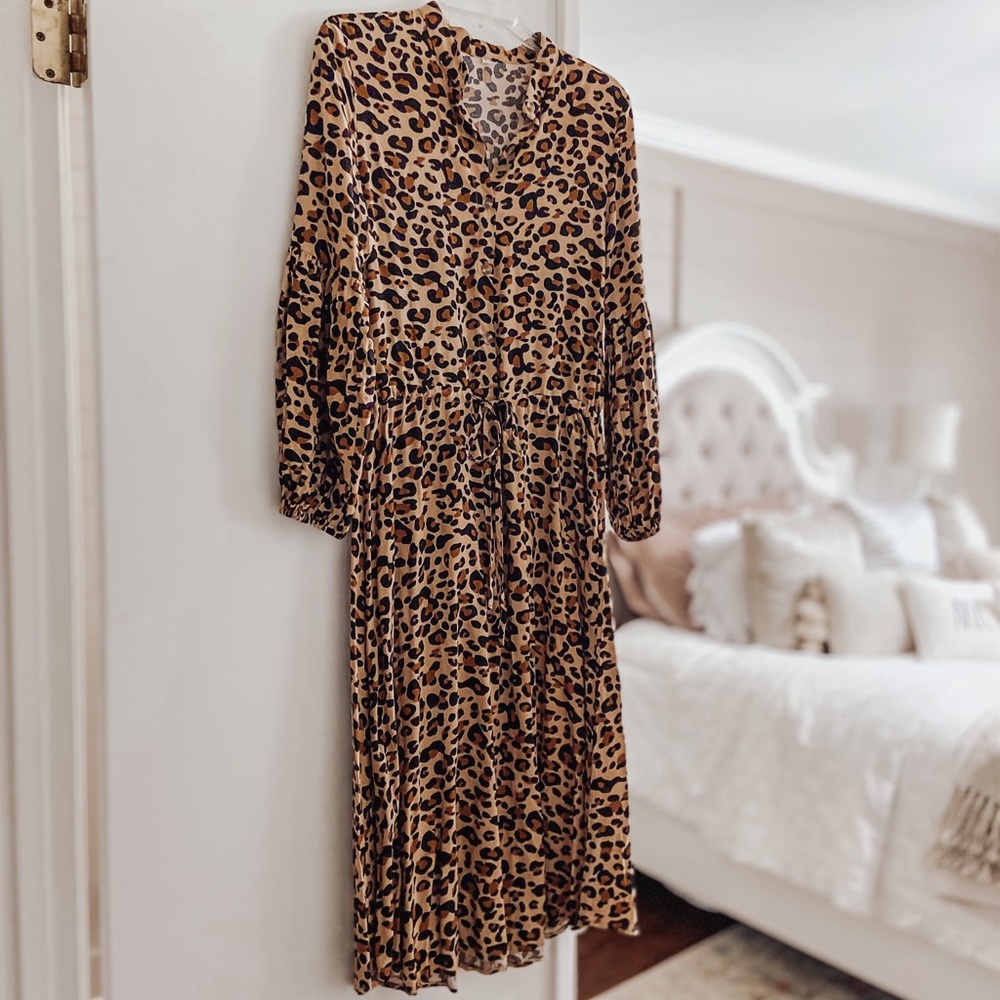 SOLD Leopard Midi Dress - Picture 2 of 4